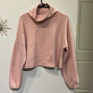 Forever 21 | Pink Cropped Turtle Neck Sweater | M